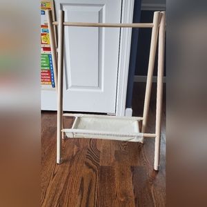 Doll/baby clothes hanger